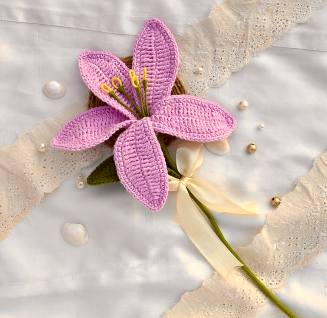 Lavender Lily Flower | Aesthetic Floral Gift | Premium Yarn Forever Flower